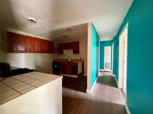 4117 Wiman Drive, Fort Worth, TX 76119