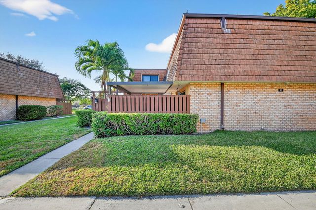 1523 15th Lane D, Greenacres, FL 33463