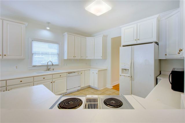 112 Newfield Street, St Simons Island, GA 31522