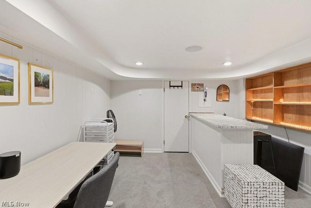5066 W 6th Street, Brooklyn Heights, OH 44131