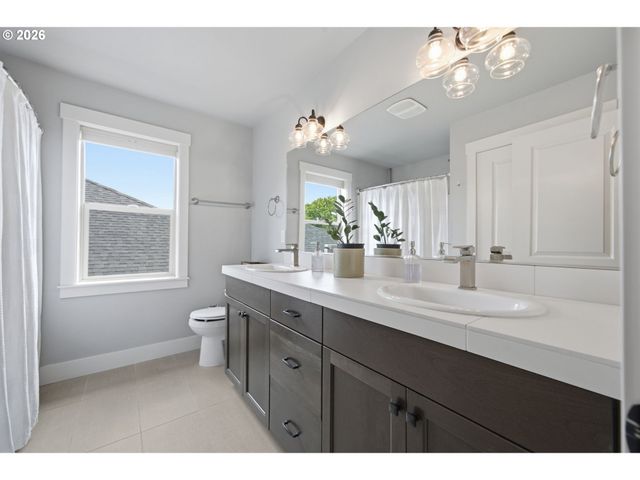 11515 Nw 19TH Ave, Vancouver, WA 98685