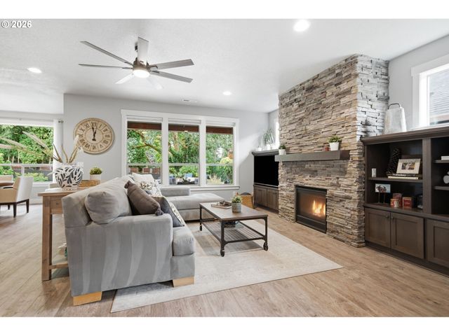 11515 Nw 19TH Ave, Vancouver, WA 98685