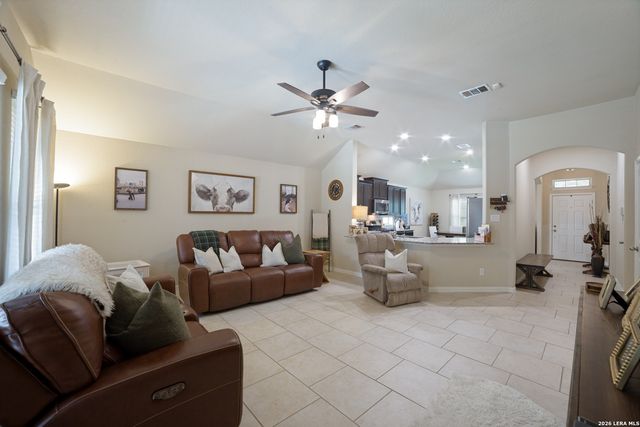 15151 STAGEHAND DR, San Antonio, TX 78245