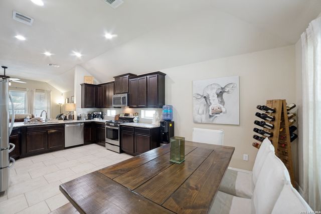 15151 STAGEHAND DR, San Antonio, TX 78245