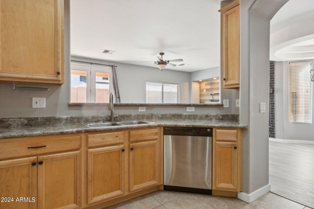 7727 S 45th Lane, Laveen, AZ 85339