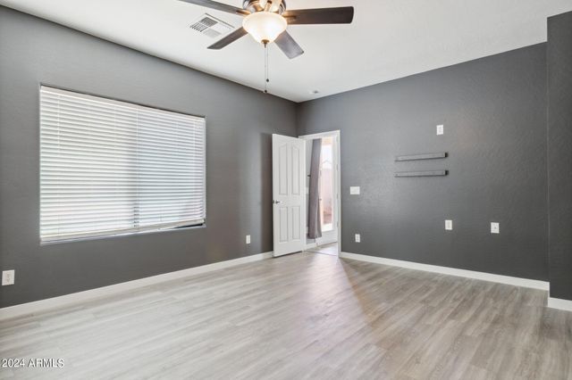 7727 S 45th Lane, Laveen, AZ 85339