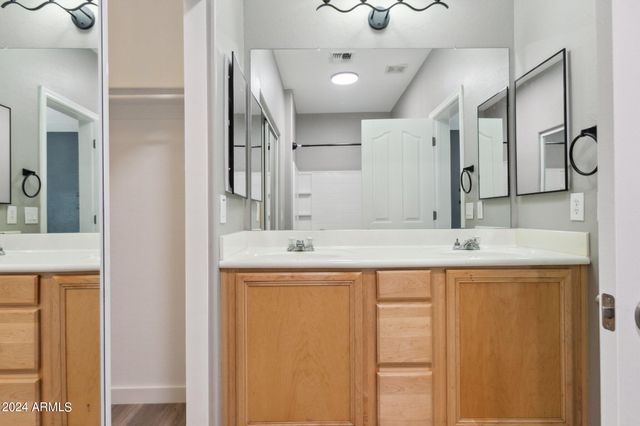 7727 S 45th Lane, Laveen, AZ 85339