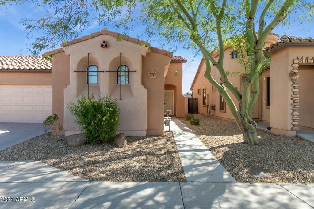 7727 S 45th Lane, Laveen, AZ 85339