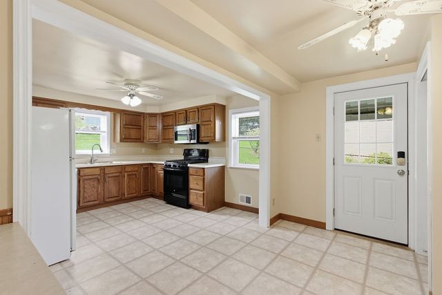 5701 Library Rd, Bethel Park, PA 15102
