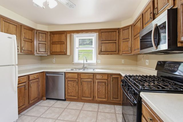 5701 Library Rd, Bethel Park, PA 15102