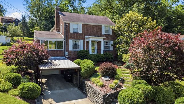 5701 Library Rd, Bethel Park, PA 15102