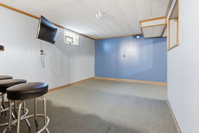 5701 Library Rd, Bethel Park, PA 15102