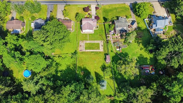 5701 Library Rd, Bethel Park, PA 15102