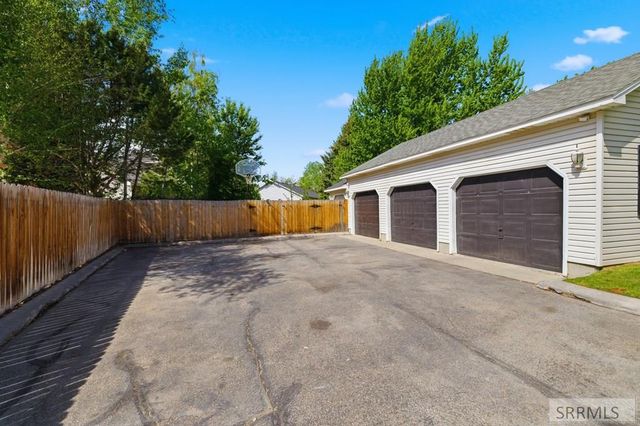 3680 Stonebrook Lane, Idaho Falls, ID 83404