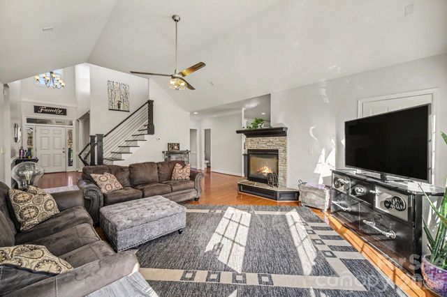 161 Dairy Farm Road, Mooresville, NC 28115