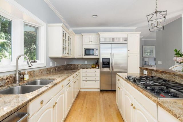 10 Dune Ridge Lane, Isle Of Palms, SC 29451