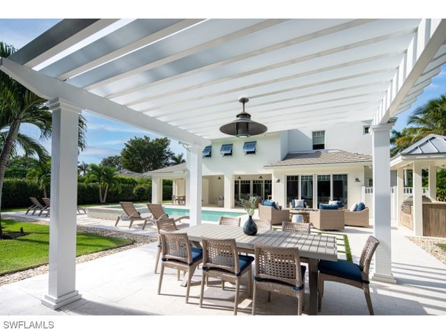 4042 Old Trail WAY, Naples, FL 34103