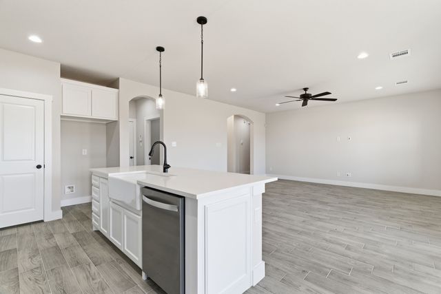 502 Cumberland Trail, Bridgeport, TX 76458