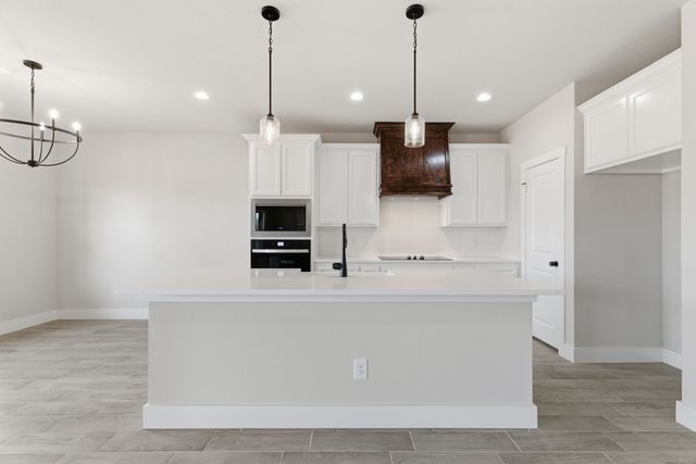 502 Cumberland Trail, Bridgeport, TX 76458