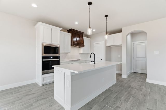 502 Cumberland Trail, Bridgeport, TX 76458