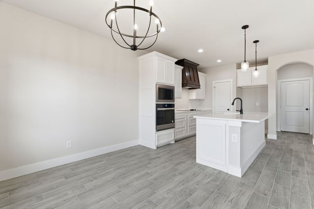 502 Cumberland Trail, Bridgeport, TX 76458