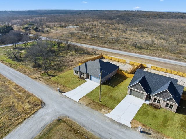 502 Cumberland Trail, Bridgeport, TX 76458