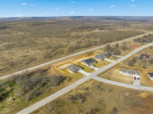 502 Cumberland Trail, Bridgeport, TX 76458