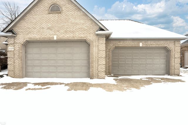 48498 Beacon Square Drive, Macomb Twp, MI 48044