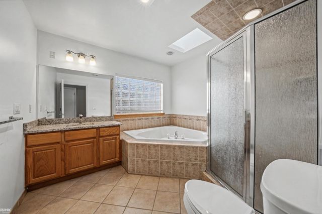 48498 Beacon Square Drive, Macomb Twp, MI 48044