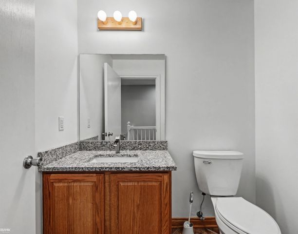 48498 Beacon Square Drive, Macomb Twp, MI 48044