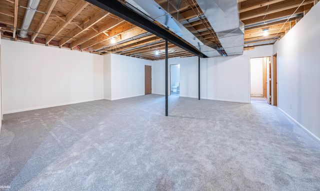 48498 Beacon Square Drive, Macomb Twp, MI 48044