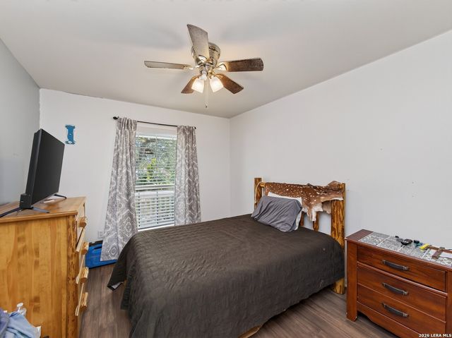 646 Appaloosa Dr, Fischer, TX 78623