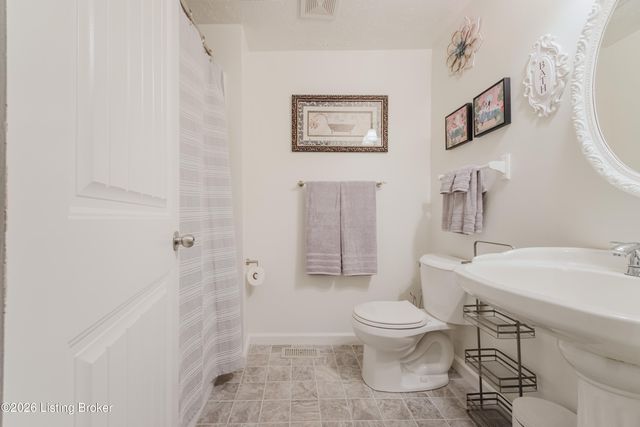 3002 Weather Way, Louisville, KY 40220