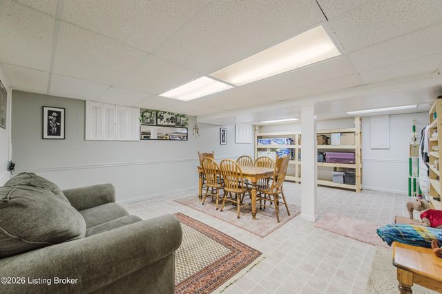 3002 Weather Way, Louisville, KY 40220