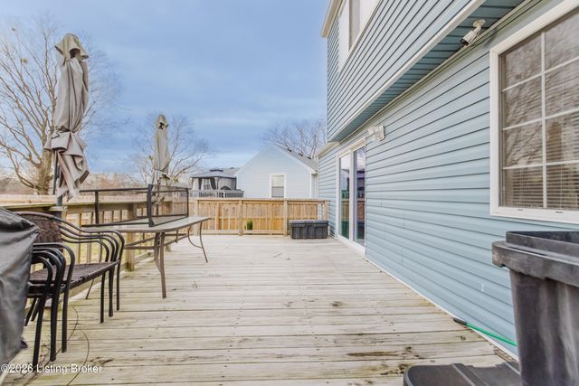 3002 Weather Way, Louisville, KY 40220