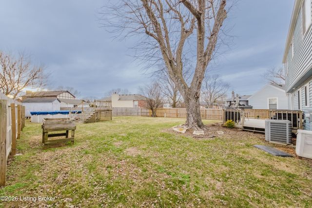 3002 Weather Way, Louisville, KY 40220