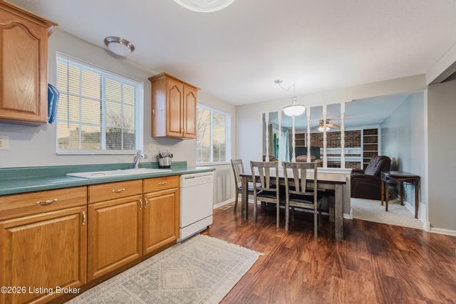 3002 Weather Way, Louisville, KY 40220