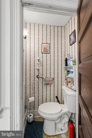 232 HIGHLAND AVE, Trenton, NJ 08618