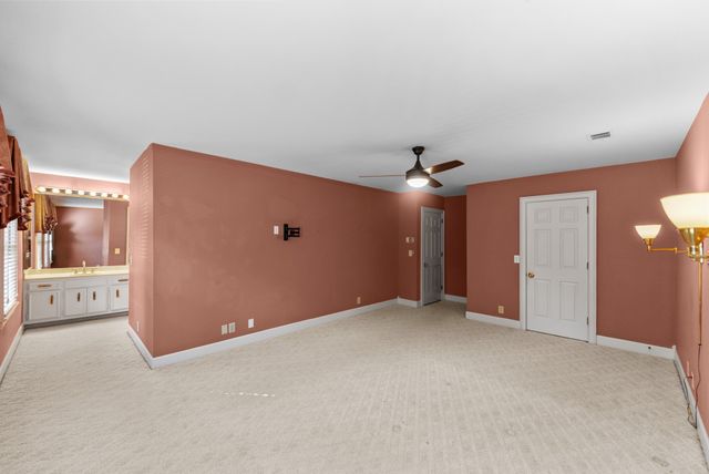 601 Glenn Cir, Madison, TN 37115