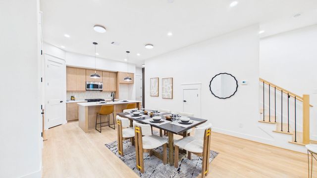 1515 Gentry Street A, Houston, TX 77009