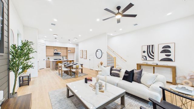 1515 Gentry Street A, Houston, TX 77009