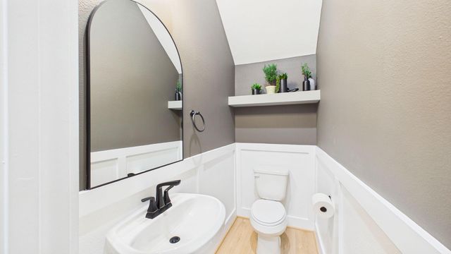 1515 Gentry Street A, Houston, TX 77009