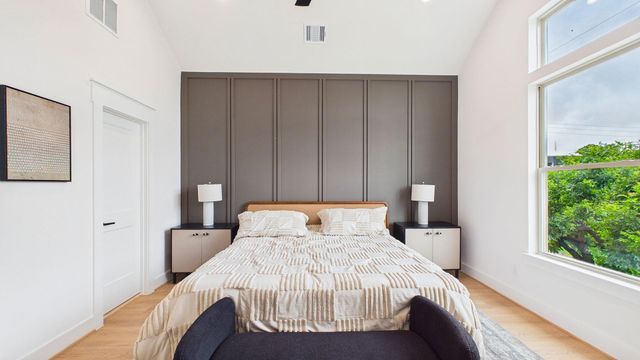 1515 Gentry Street A, Houston, TX 77009