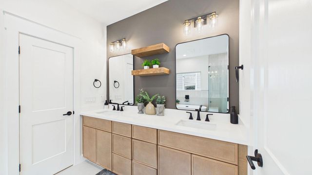 1515 Gentry Street A, Houston, TX 77009