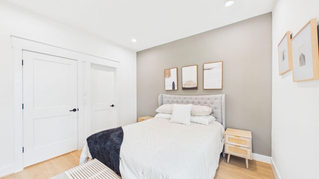 1515 Gentry Street A, Houston, TX 77009
