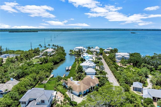 1385 Sunset Point Lane, Vero Beach, FL 32963
