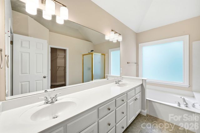 5305 Ravenglass Court, Waxhaw, NC 28173