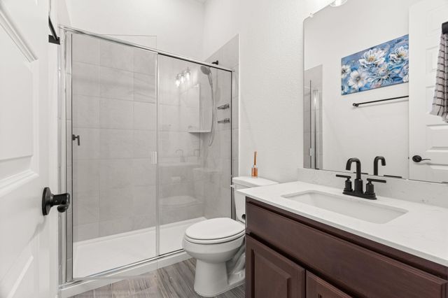 372 Hollister DR, Liberty Hill, TX 78642