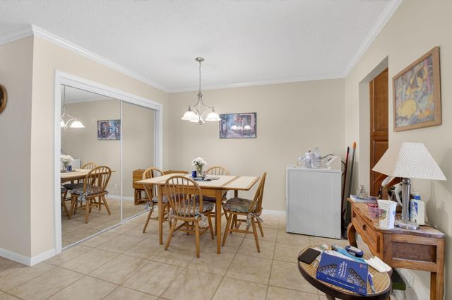 220 High Point Court E B, Delray Beach, FL 33445