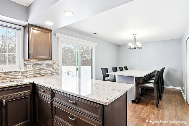 34110 N White Oak Lane 37B, Gurnee, IL 60031